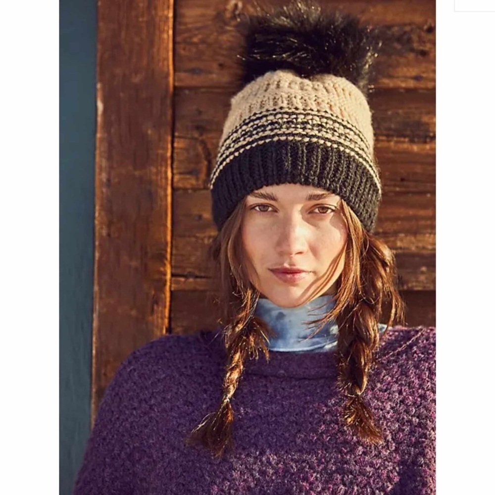 Free People Slope Stripe Pom Beanie Size OS